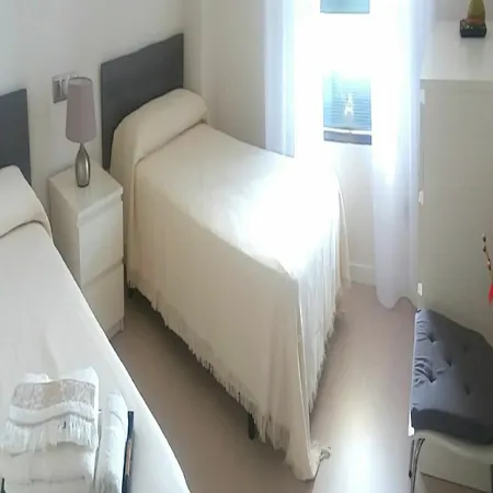 103327 2 Bedroom By Mo *